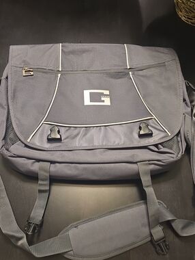 Guess Gray Messenger Bag /laptop Bag